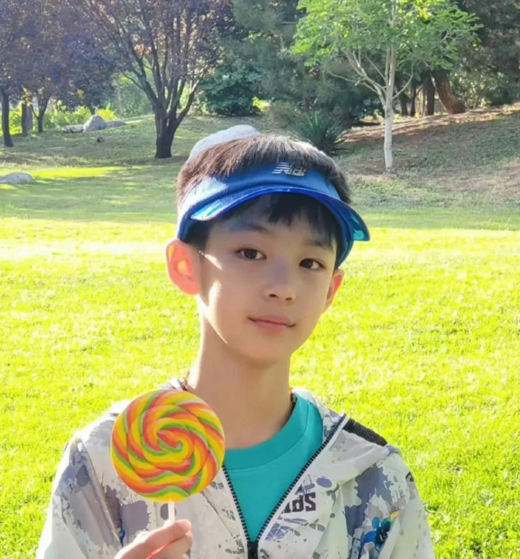 还记得曹颖的儿子吗？上天到底给他关上了哪扇门啊？