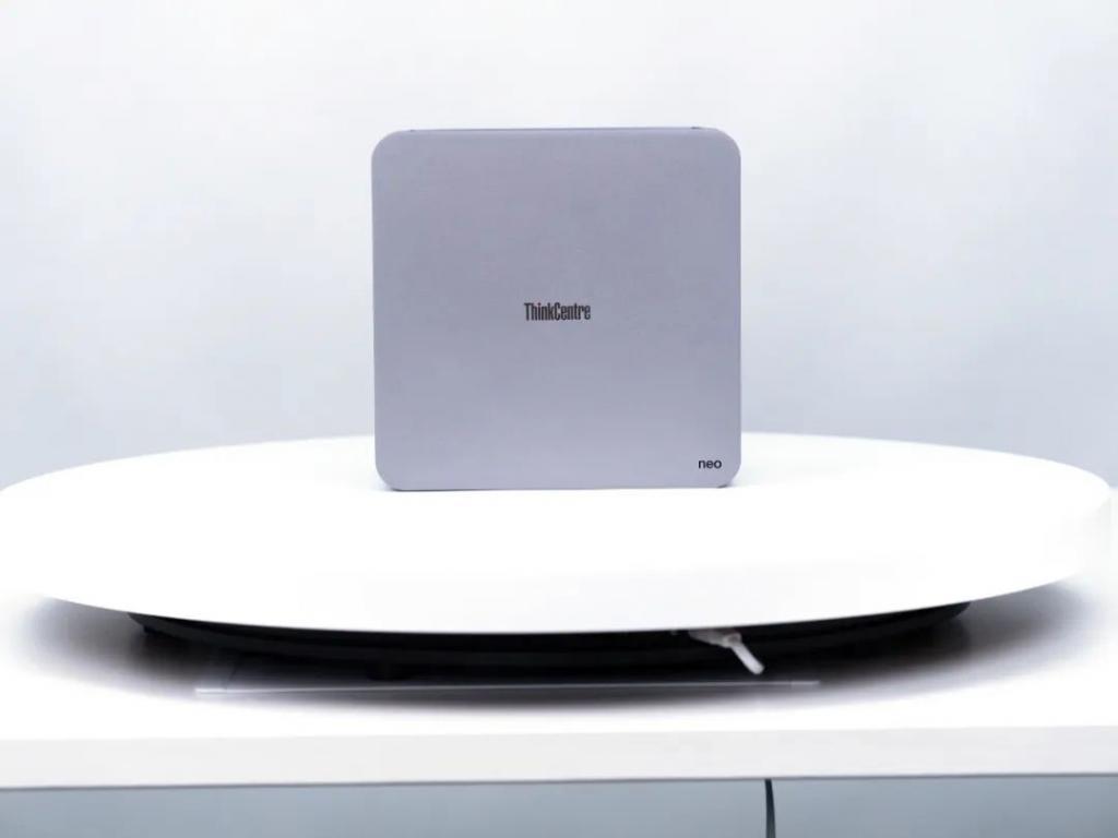 联想推出 ThinkCentre neo Ultra 迷你主机，1499 美元起