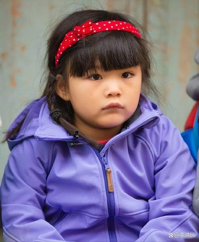 真是女大十八变！这几位星二代，现在美得让人不敢认