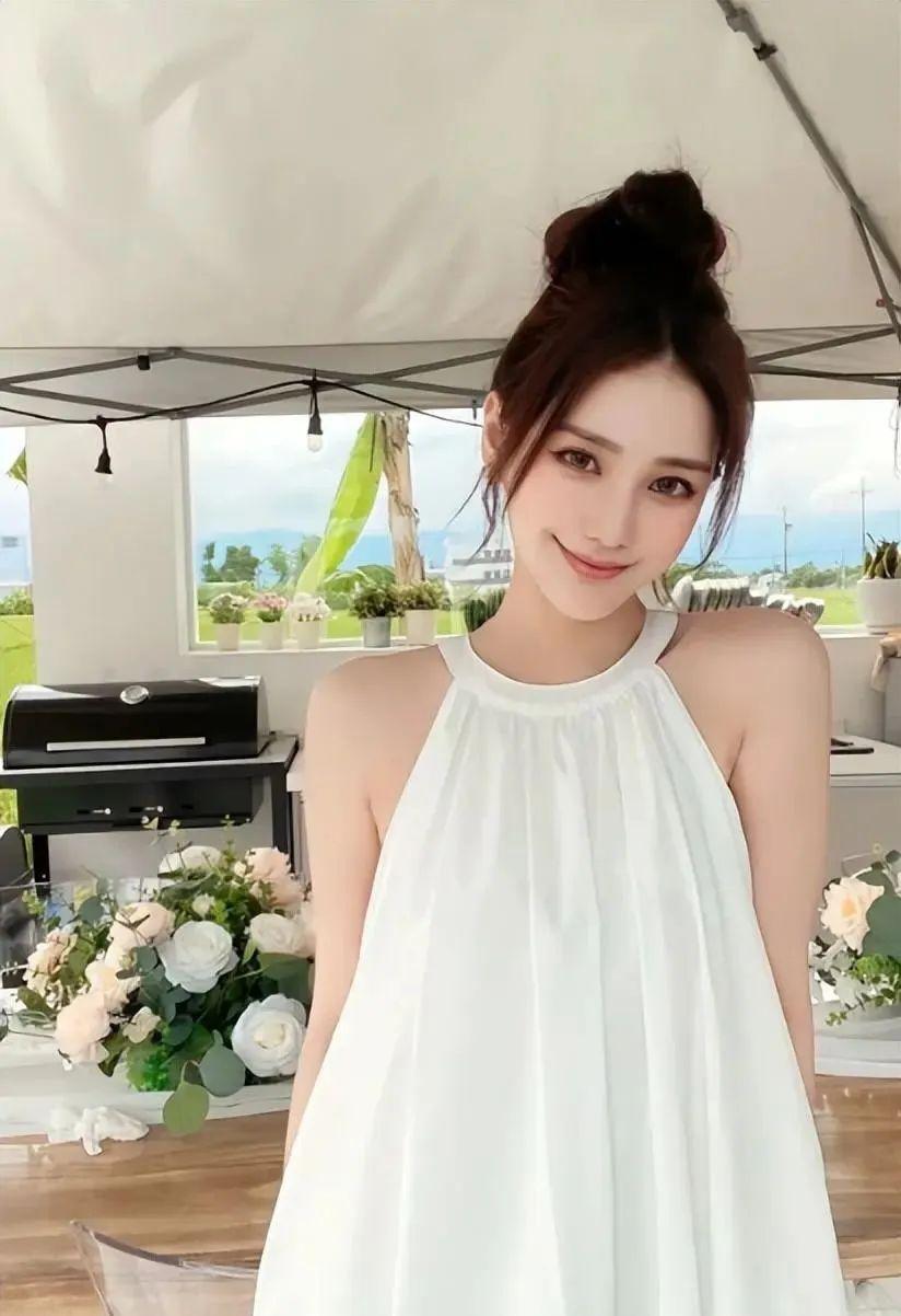 汪小菲高调晒女方童年照维护新女友，张兰不承认儿子新欢