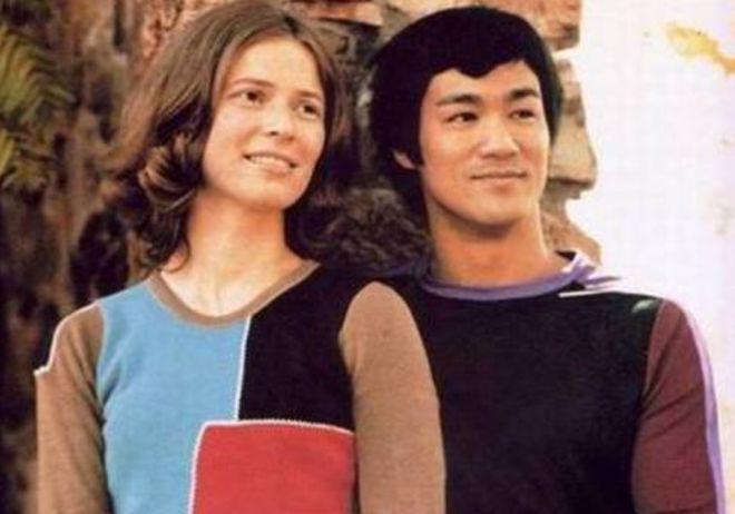 1973年，李小龙突然在香港离奇死亡，到底发生了什么？