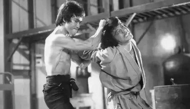 1973年，李小龙突然在香港离奇死亡，到底发生了什么？