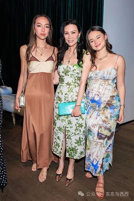 邓文迪与男友玩海，把肌肉男熬成大叔，自己越活越年轻