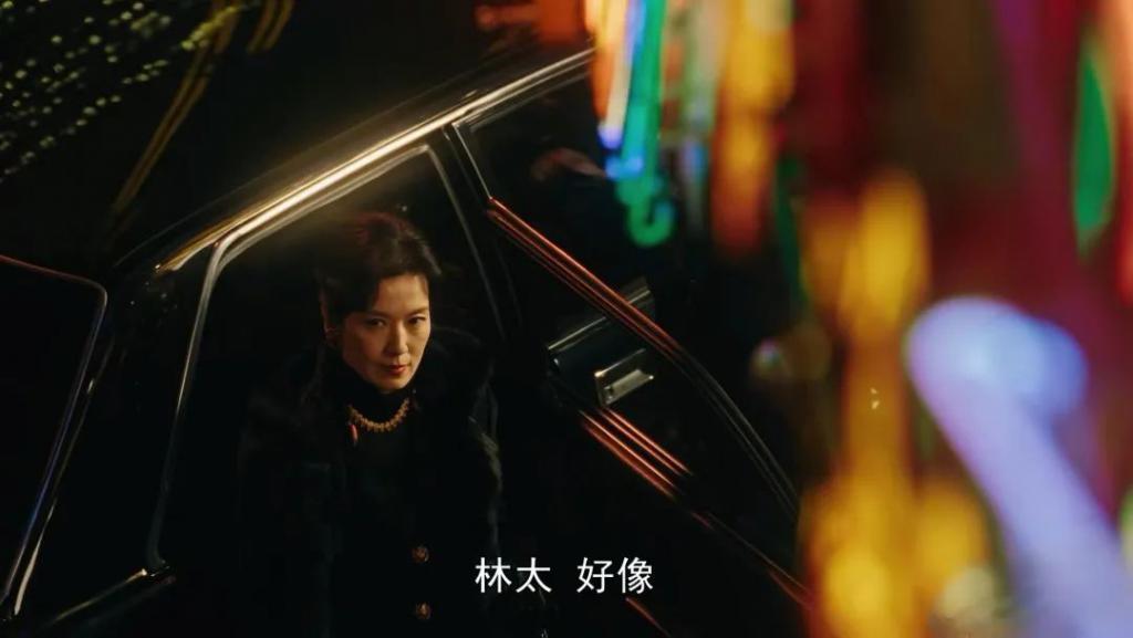 《繁花》最耐看的女人：不是唐嫣等主演，而是49岁的她