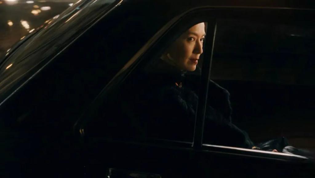 《繁花》最耐看的女人：不是唐嫣等主演，而是49岁的她
