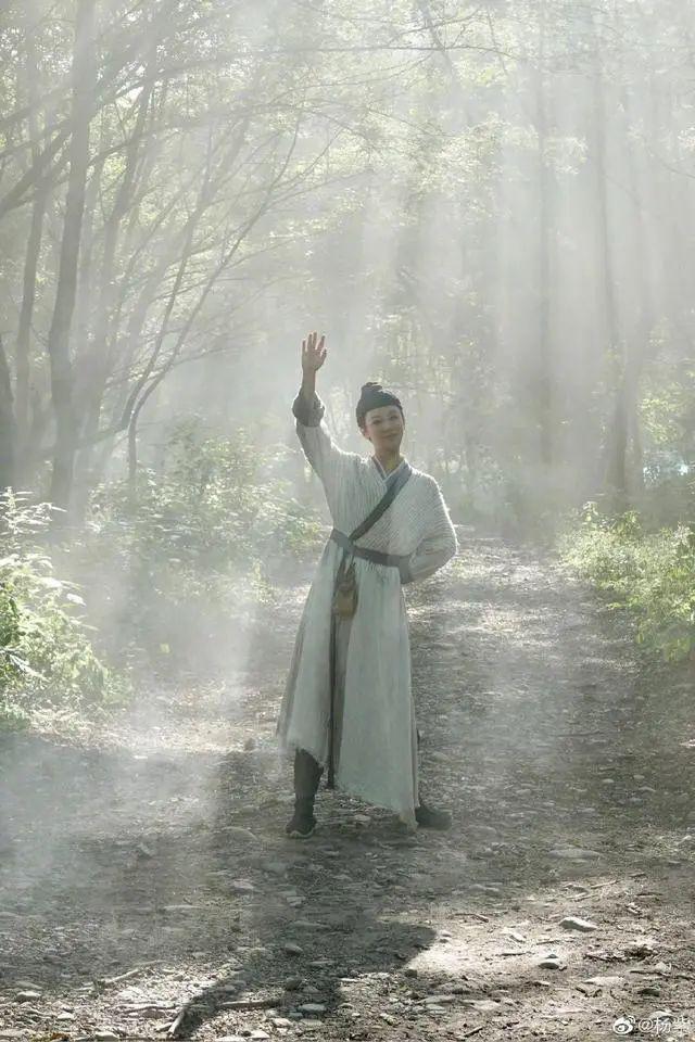​才刚进组，就开撕了？