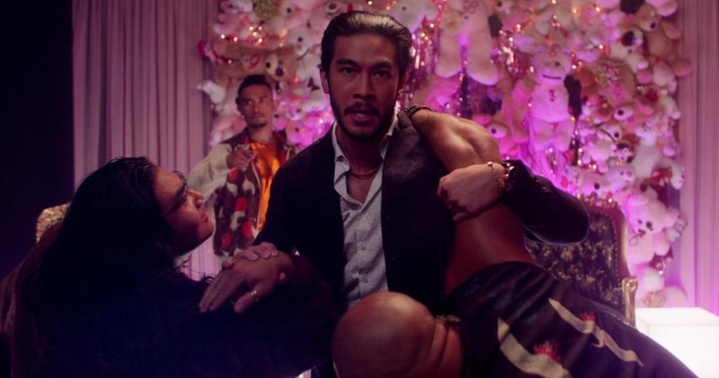 这都啥年头了，还拍这种亚裔片