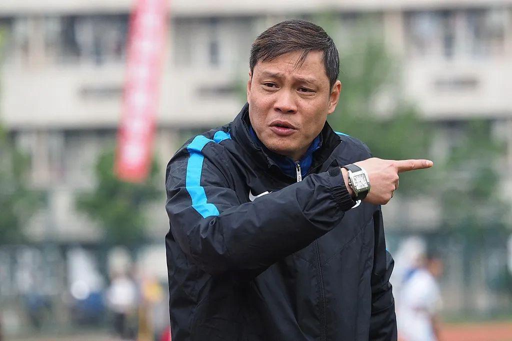 范志毅：球场刺头扎进老上海