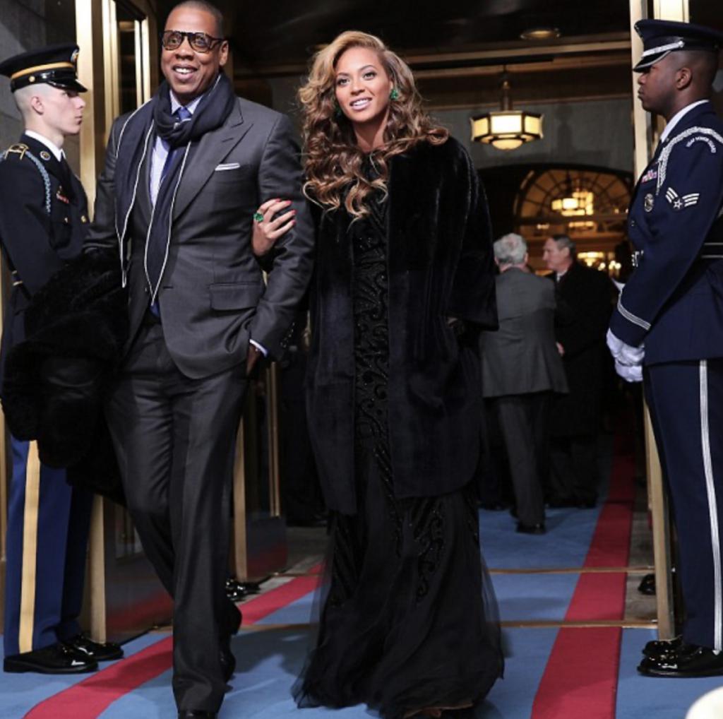 这个欧美瓜太大了！网友：很震惊、恶心、愤怒