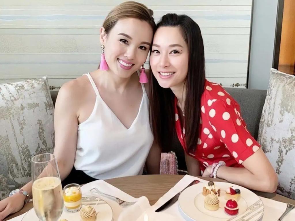 香港女星不穿衣服泡温泉惹负评，自曝花高价包场