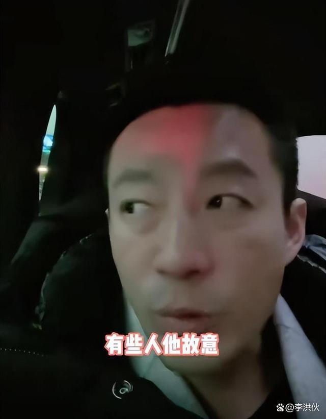 汪小菲女友送孩子两万元钥匙链当见面礼，儿女已接受新妈