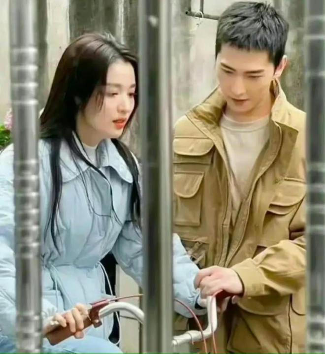 杨洋王楚然齐登热搜，被曝同在一家酒店内过夜