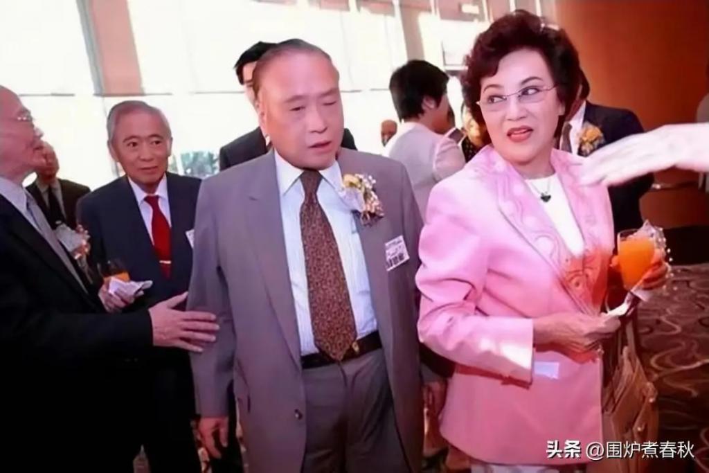 亿万富豪邱德根：晚年无钱看病无人探望，皆因娶小姨子