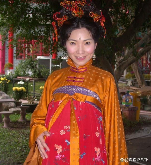 港星车婉婉澄清：演员张英才不是我的生父，要不要验DNA