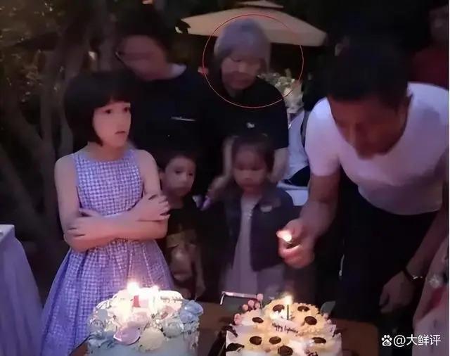 王菲为窦唯母亲养老？窦靖童晒视频与奶奶同框，住王菲豪宅