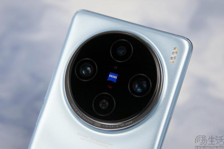 vivo X100 Pro 更多信息曝光，或配备大底潜望