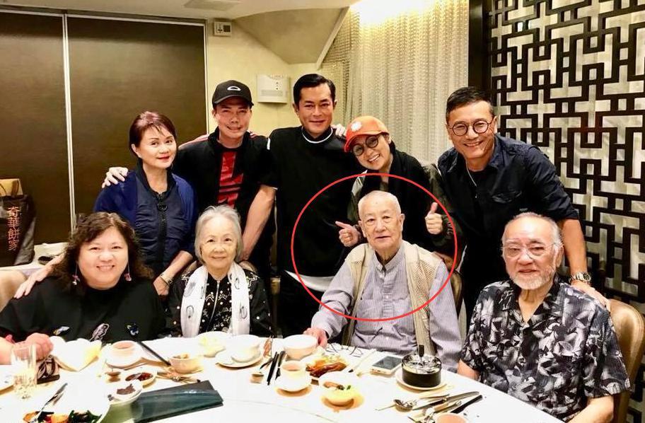 港星车婉婉发声澄清：演员张英才不是我的生父