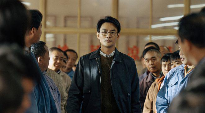 《大江大河3》与《侦察英雄》，一部上头，一部昏昏欲睡