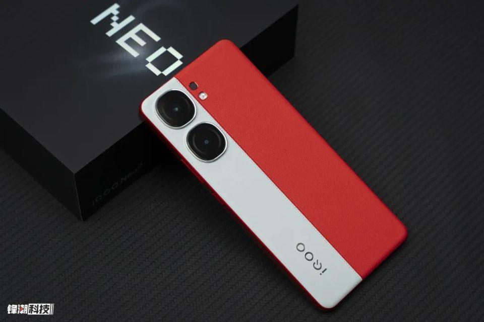 1699元！刚刚公布的这新机，实在太炸了