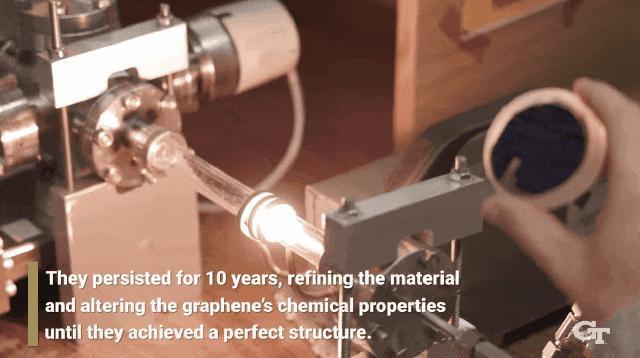 世界首个石墨烯半导体登Nature，中国团队为摩尔定律续命10年！