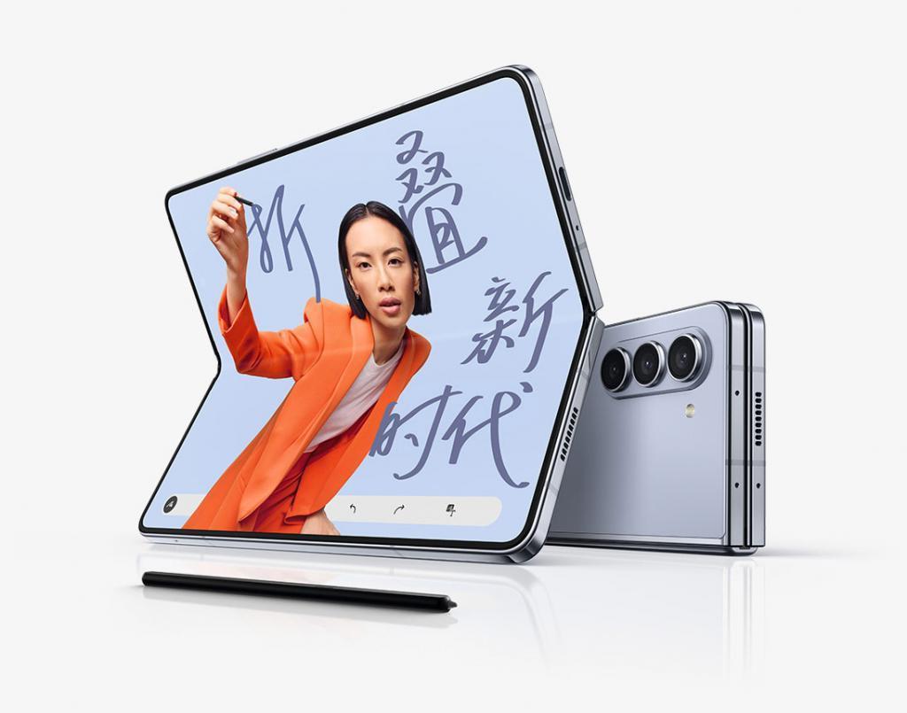 CES 2024次日观察：三星 LG玩花活，显示行业大混战