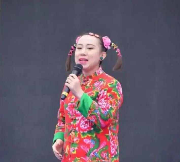 从一夜爆火到“查无此人”,丫蛋到这一步,怨不得他人