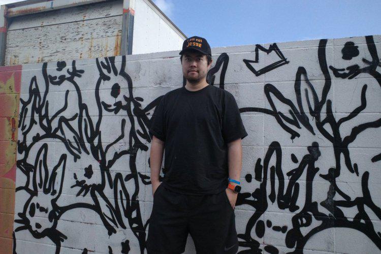 只要199美金、手掌大小、要消灭app的AI硬件“Rabbit”引爆CES，造出他的是曾经中国最狂创业者