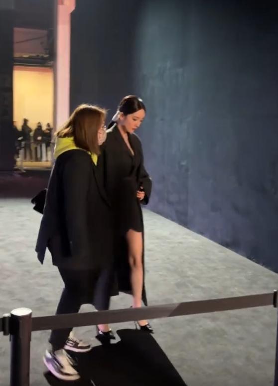 红毯这一夜，杨幂的脸孙俪的眼，撕开女星遮羞布