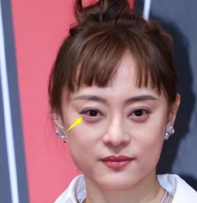 红毯这一夜，杨幂的脸孙俪的眼，撕开女星遮羞布