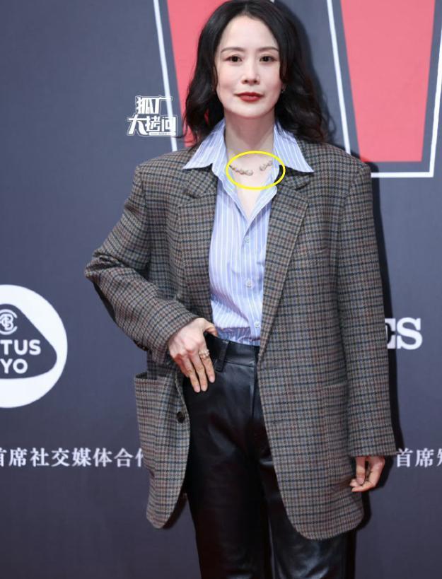 红毯这一夜，杨幂的脸孙俪的眼，撕开女星遮羞布