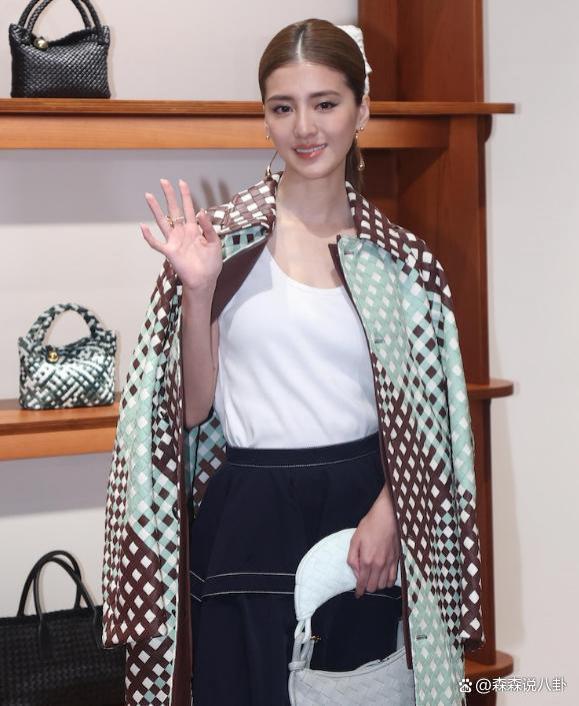 吴千语婚后首亮相，否认奉子成婚，分享嫁入豪门过程
