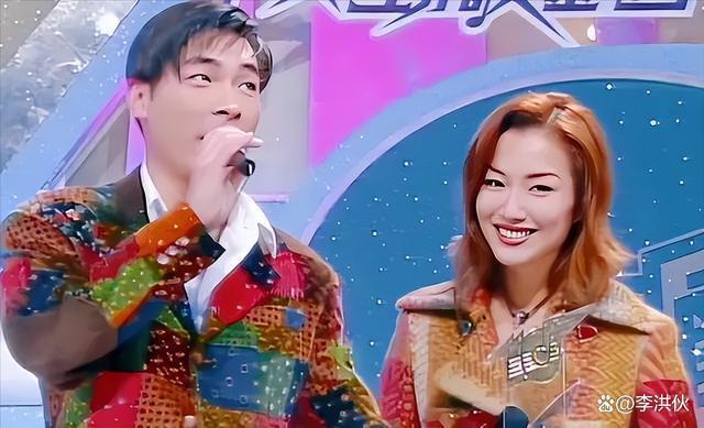 黄心颖结婚了马国明释然了，许志安郑秀文也合体出席家庭聚会