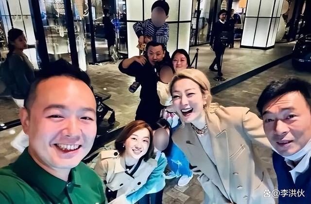 黄心颖结婚了马国明释然了，许志安郑秀文也合体出席家庭聚会