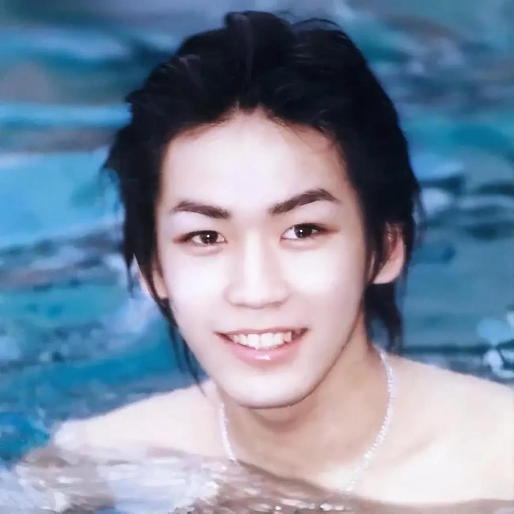 日本第一心机女拿下国民偶像，网友炸了：不愧是绿茶鼻祖