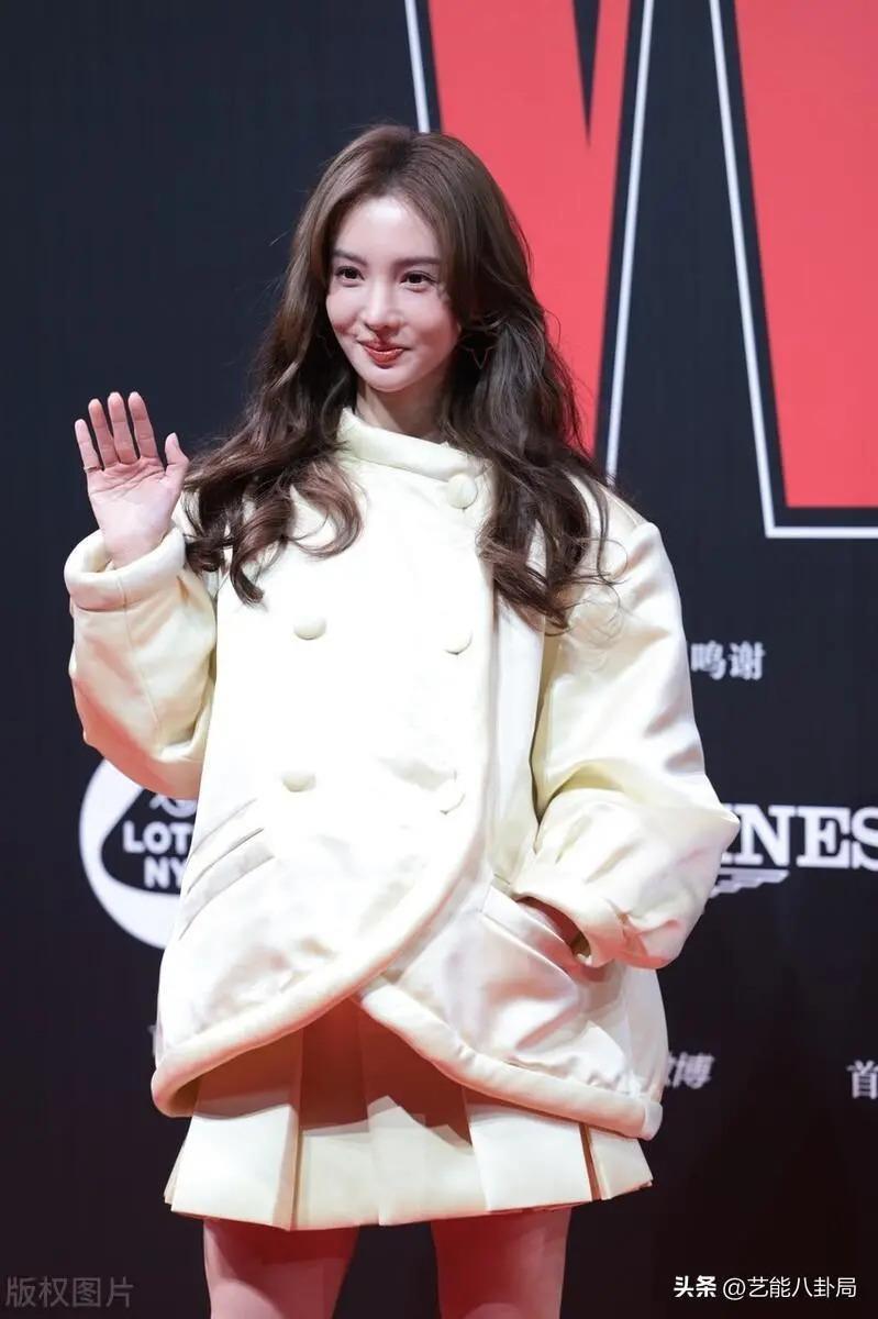 这一夜，女明星红毯翻车！海清疲惫，马伊琍打回原形