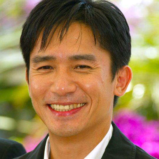 TVB明星：梁朝伟化妆要排队，视帝不能迟到，对比内娱太讽刺