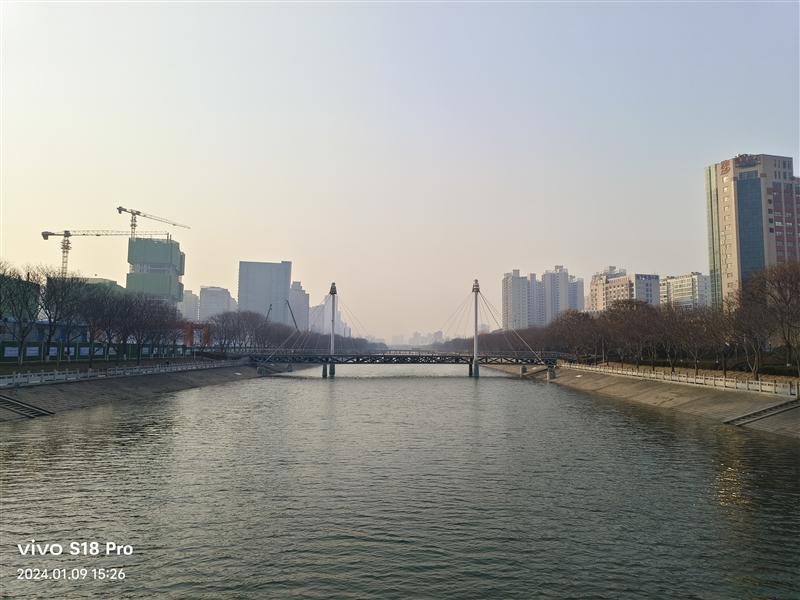 打破人像手机性能边界！vivo S18 Pro评测：不仅拍人好 玩游戏更出色