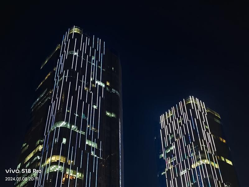 打破人像手机性能边界！vivo S18 Pro评测：不仅拍人好 玩游戏更出色