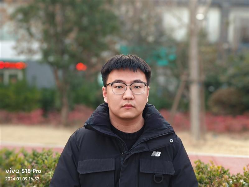 打破人像手机性能边界！vivo S18 Pro评测：不仅拍人好 玩游戏更出色