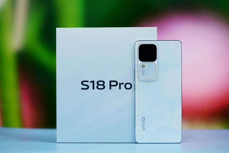 打破人像手机性能边界！vivo S18 Pro评测：不仅拍人好 玩游戏更出色