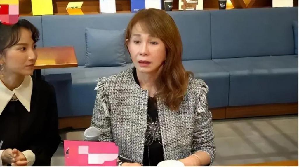 为坐稳“豪门阔太”她拼了，生吞蛤蟆求子，结果还遭背叛