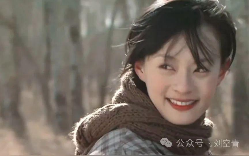 她现在的脸，好疲惫啊……