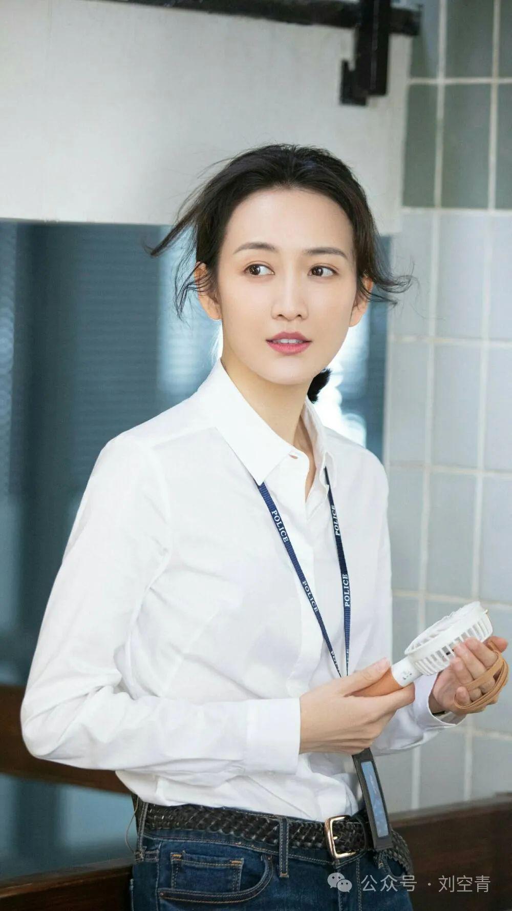 她现在的脸，好疲惫啊……