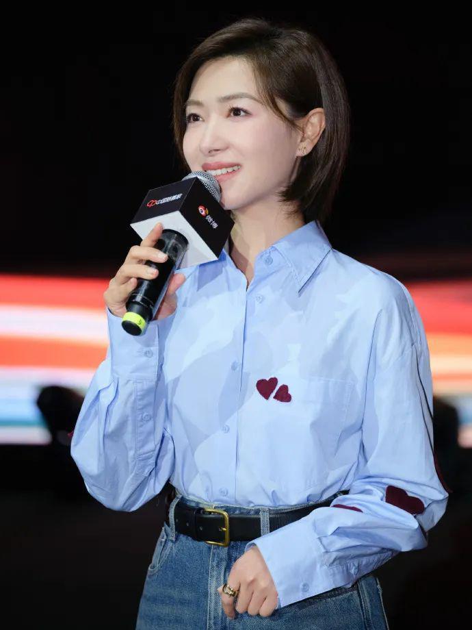 她现在的脸，好疲惫啊……