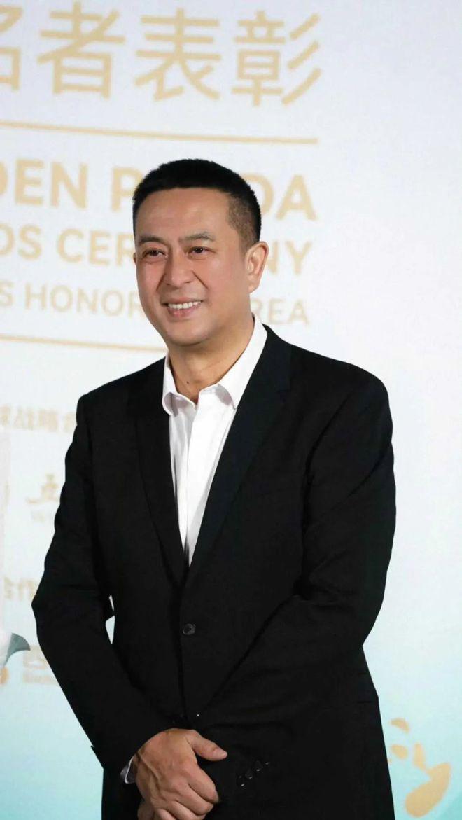 当众骂他“软饭男”的前妻，看到他如今成就，后悔了吗？