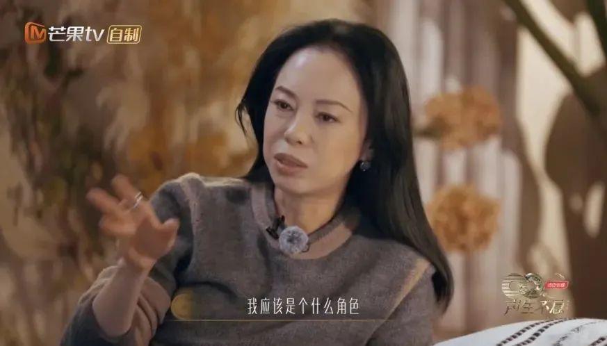 三段婚姻，遗憾没孩子，55岁她终究走出人生困境