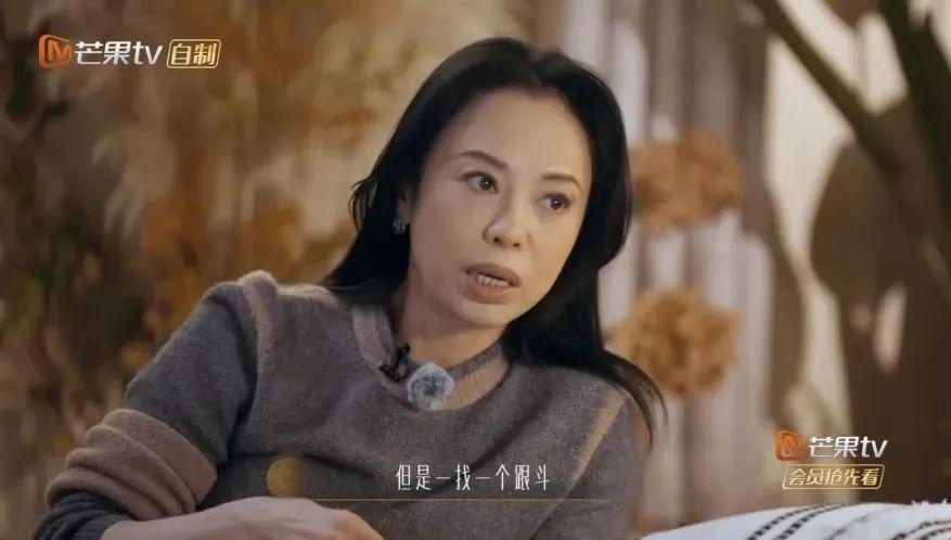 三段婚姻，遗憾没孩子，55岁她终究走出人生困境