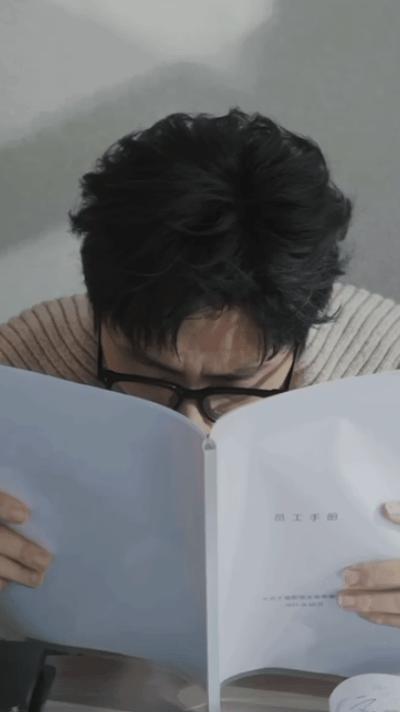 内娱第一老公，“天选窝囊废”