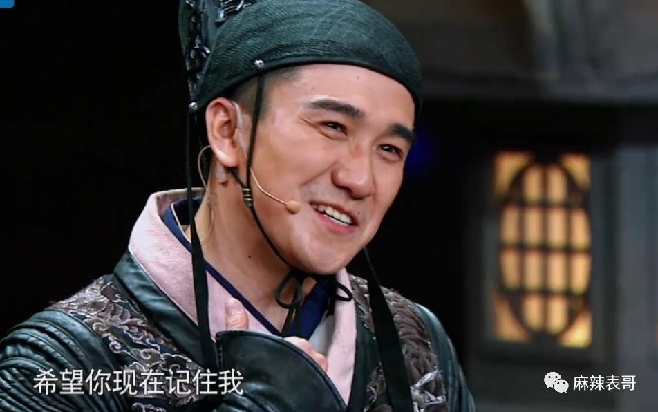 从棋逢对手到如今的男弱女强，这下网友更催他俩分手了…