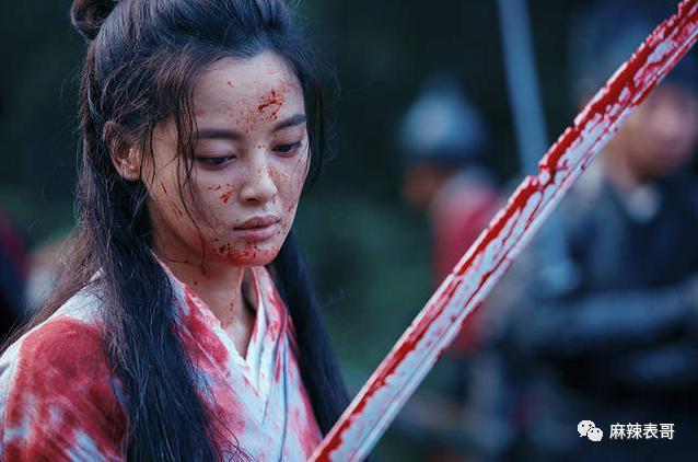 从棋逢对手到如今的男弱女强，这下网友更催他俩分手了…